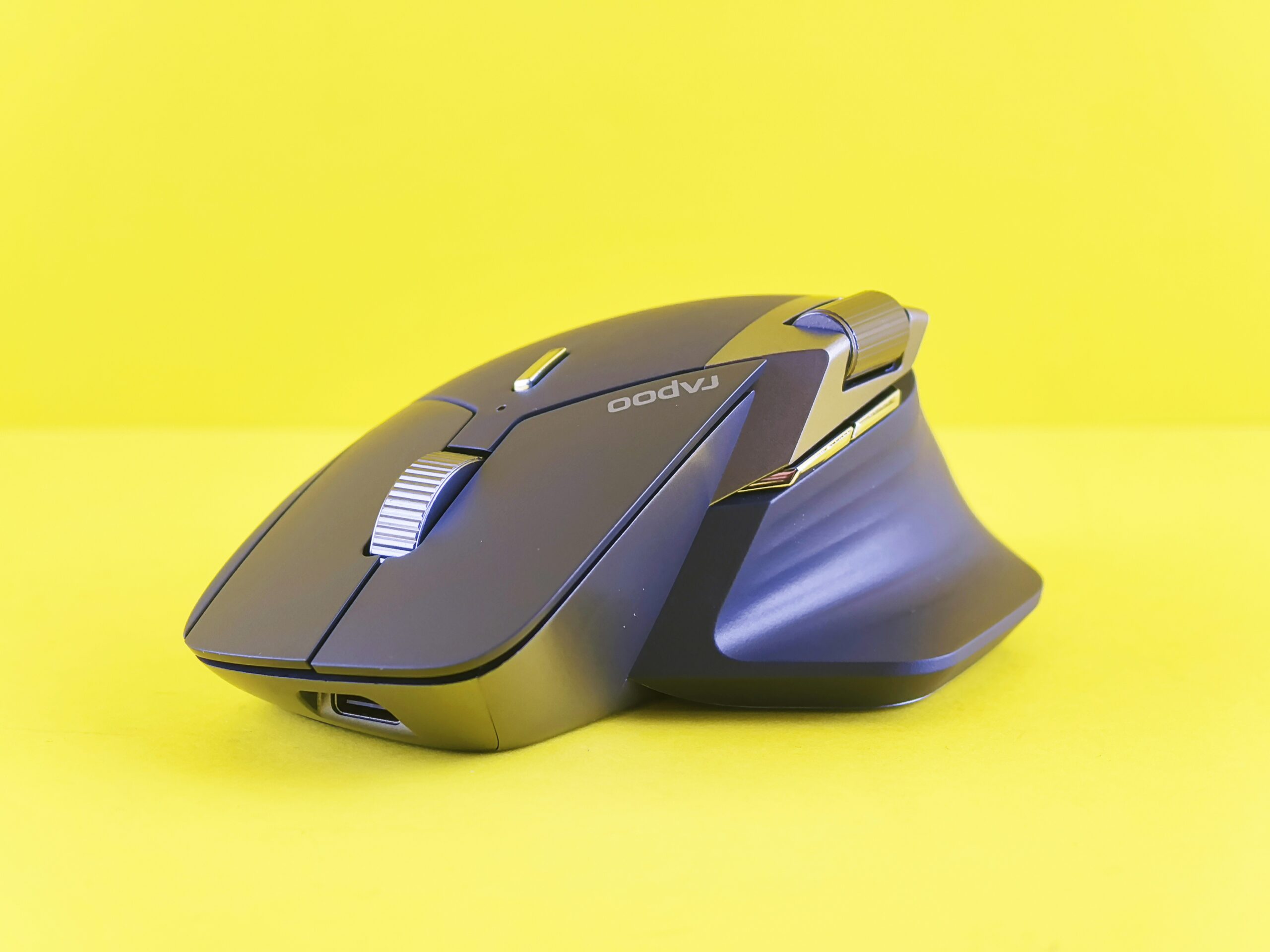 Panduan Memilih Mouse Gaming Wireless (Sumber: Unsplash/Andrey Matveev)