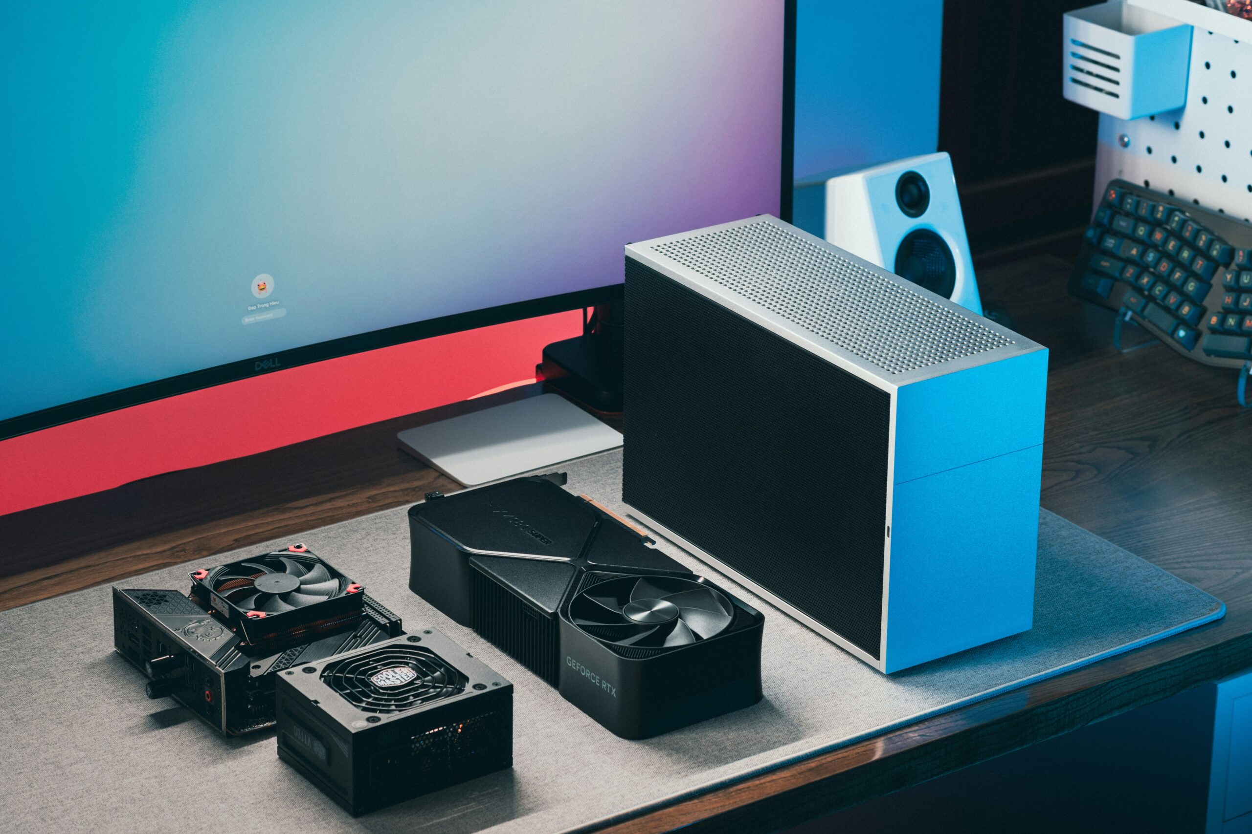 Cooling Station & Charging Dock Multifungsi (Foto: Unsplash/Đào Hiếu)